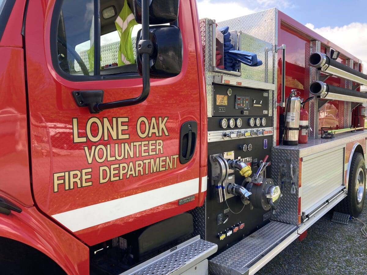 Lone Oak Volunteer Fire Department, Engine