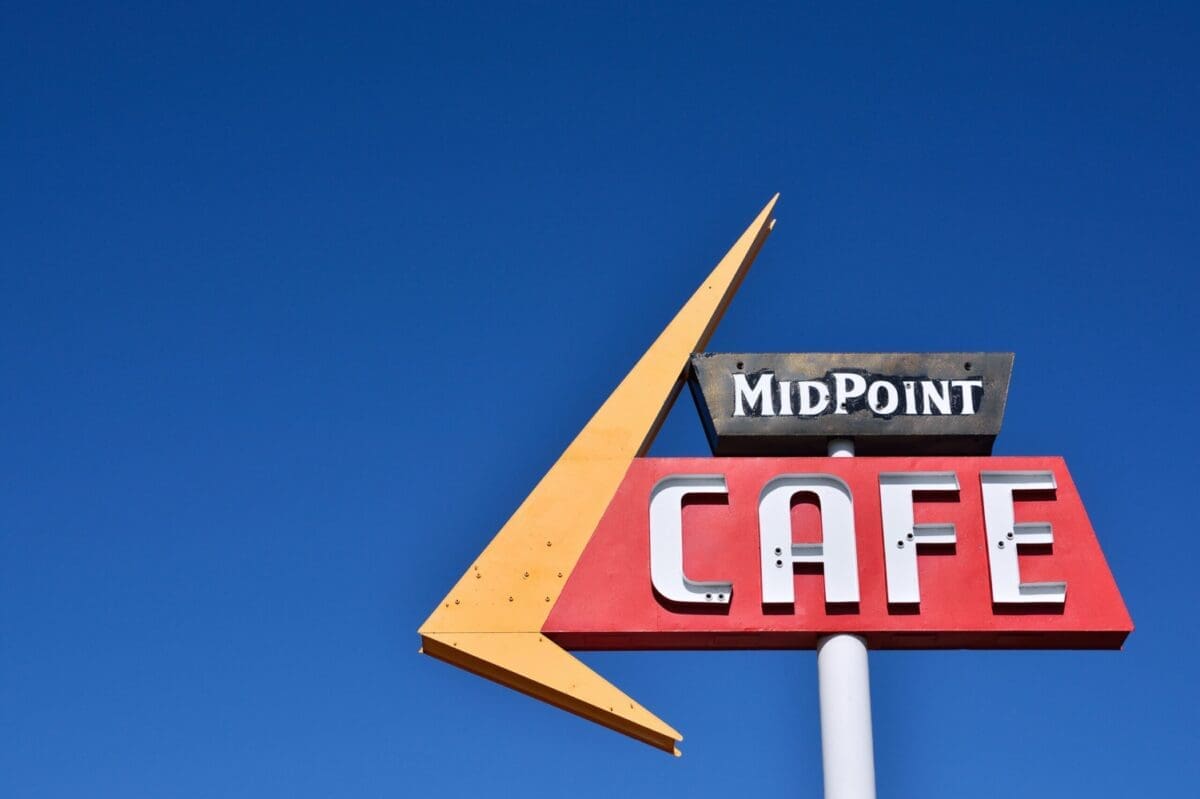 MidPoint Cafe, half way, halfway, midpoint