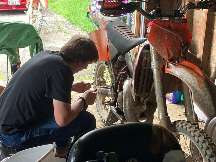 fix, repair, dirt bike